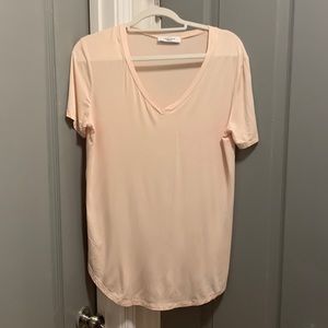 Carly Jean LA Basic Tee-Size L